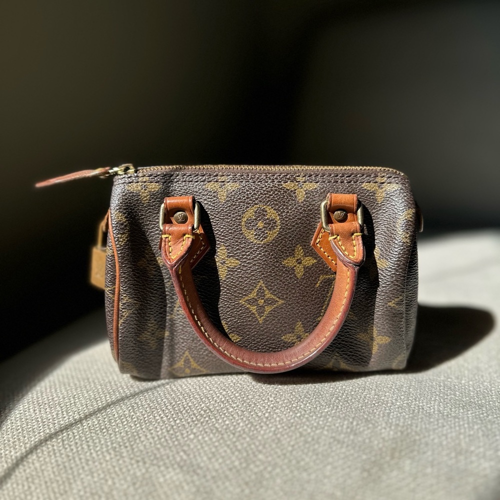 Louis Vuitton Nano Speedy Handbag - Picture 3 of 11